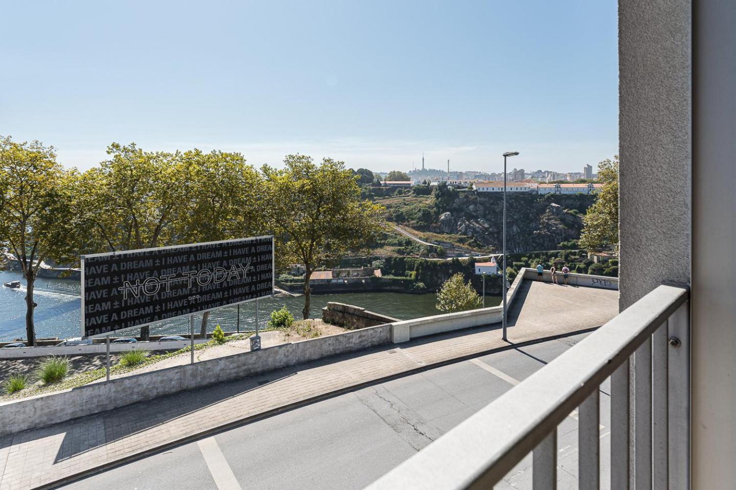 Guestready - Fantastic Apt Overlooking Douro River Porto Exterior photo